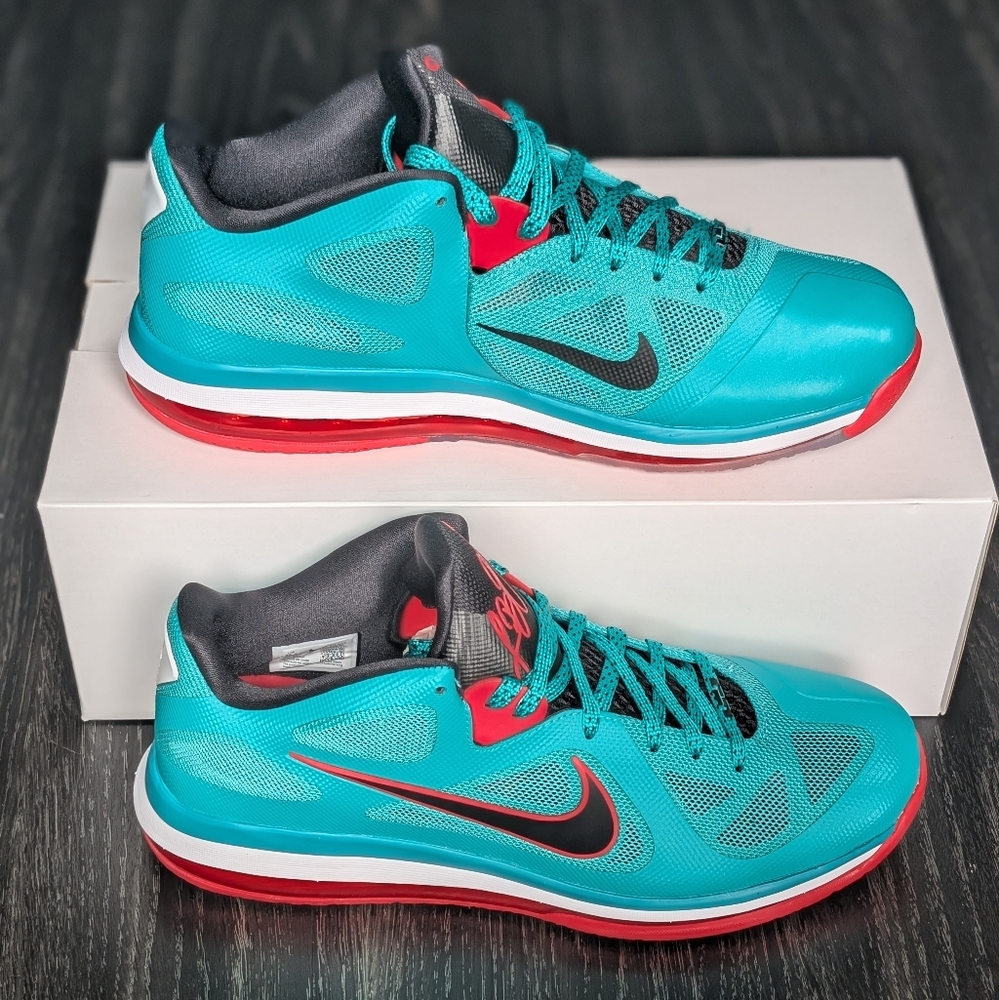 Nike LeBron IX Low Reverse Liverpool, Size 12.5M